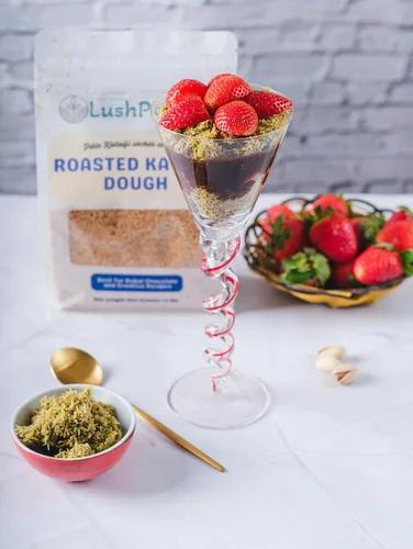 Vista 5 de Lushpantry Masa kataifi asada, (500 g-17.6 oz) picada para chocolate Dubai, Kunafa y Baklava, masa de fillo rallada Kataifi