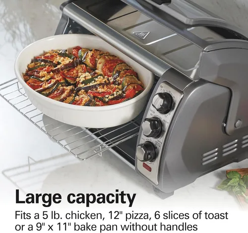 Vista 5 de Horno tostador de convección Hamilton Beach de 6 rebanadas con puerta enrollable de fácil acceso, funciones de horneado, asado y tostado, apagado