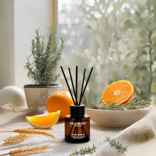 Vista 3 de Difusor de caña de lujo con aroma a prado cítrico, con naranja, limón, tomillo y heno, difusores de larga duración para el hogar, aceites esenciales