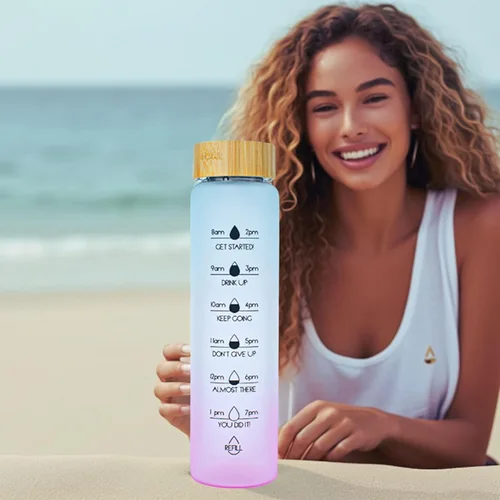 Vista 5 de Botella de cristal motivacional para la toma diaria de agua con marcador de tiempo, 32 onzas, reutilizable, con tapa de bambú a prueba de fugas