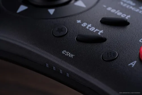 Vista 6 de 8Bitdo NEOGEO Wireless Controller for Windows, Android, and NEOGEO mini with Classic Click-Style Joystick - Officially Licensed by SNK