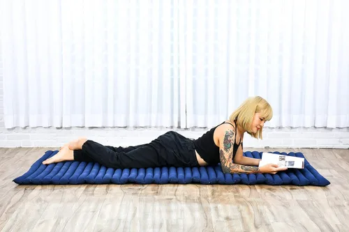 Vista 99 de Leewadee colchón tailandés enrollable para cama de invitados, tapete de yoga, para masaje tailandés, ecológico, orgánico y natural.