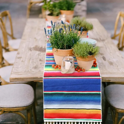 Vista 5 de Moukeren 16 caminos de mesa de serape mexicano, 14 x 84 pulgadas, arco iris, bohemio, con flecos, de algodón, decoración de fiesta temática mexicana