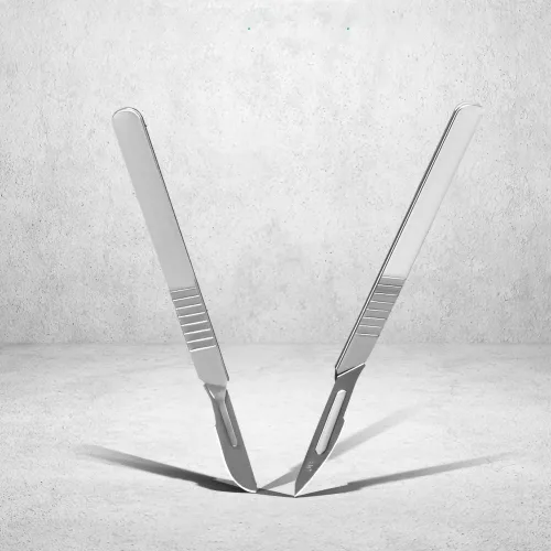 Vista 4 de Cuchillas estériles de bisturí #10 10 piezas estériles envueltas individualmente en papel de aluminio, con mango de cuchillo de bisturí #3