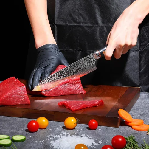 Vista 2 de Cuchillo de chef japonés profesional de 8 pulgadas, afilado de 67 capas Damasco VG-10 con núcleo de acero, cuchillo de cocina martillado con mango