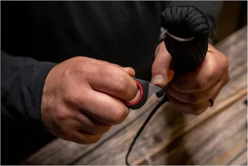 Vista 5 de SOG Rapid Rescue Multi-Tool Stainless Steel Seatbelt Cutter, GRN Handle, Aluminum Pull-Ring, Quick to Deploy from The Sheath