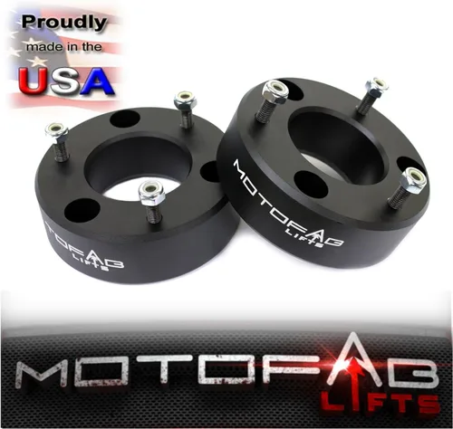 Vista 2 de MotoFab Lifts CH-3. Kit de elevación de nivelación frontal de 3 pulgadas que elevará la parte delantera de su Chevy/Gmc Pickup 3 pulgadas.