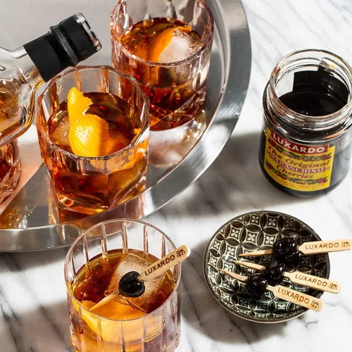 Vista 2 de Luxardo Cerezas marrasquino originales 14.1 oz