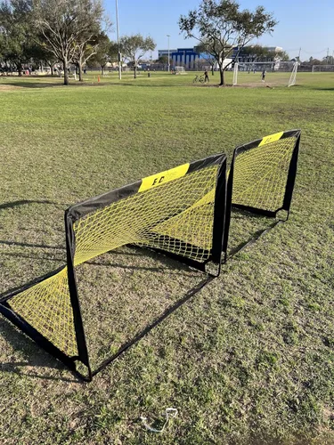 Vista 6 de Kids Soccer Goals Set of 2 (4'x3') - Instant Pop-Up Setup, Ages 4-8 Portable Training Goals for Backyard & Indoor Play, Weather-Resistant with