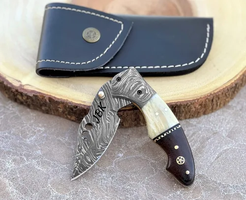 Vista 3 de Cuchillo de bolsillo de acero de Damasco para hombres con funda de cuero, cuchillos de caza plegables hechos a mano de 7 pulgadas, con asa, cuchillo