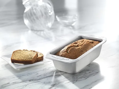 Vista 2 de USA Pan American Bakeware Classics - Molde para hornear de 1 libra, acero aluminizado