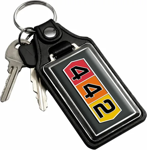 Vista 76 de Brotherhood Car Key Chain for Cutlass - Classic Models Keychain for Men and Women Gift Key Ring