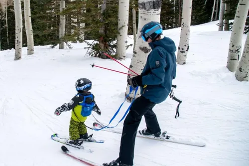 Vista 6 de skiguard Ski Harness Trainer for Kids Teach Your Child The Speed Control of Skiing and Snowboarding-Shock Absorbing Leashes