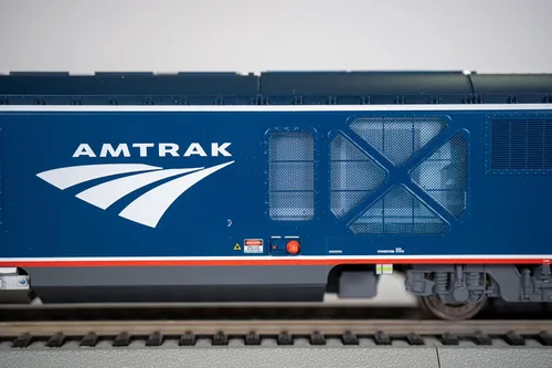 Vista 3 de Bachmann Trenes - Cargador Siemens ALC-42 - Locomotora TCS DCC WOWSOUND® Equipada - Amtrak® #305 (Fase VI) - Escala HO