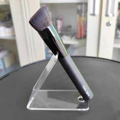 Vista 8 de Cepillo líquido para base de maquillaje para un aspecto natural impecable – Aplicador de maquillaje en ángulo para perfeccionar la crema facial