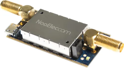 Vista 2 de Nooelec SAWbird IR Barebones - Amplificador de ruido ultra bajo (LNA) y módulo de filtro de sierra para aplicaciones de iridio e Inmarsat.