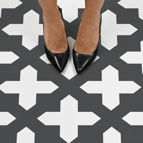 Vista 9 de FloorPops FP3308 Nordic Peel & Stick - Azulejos para piso, color negro