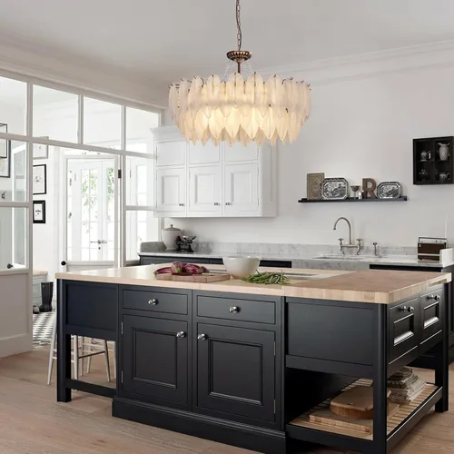 Vista 5 de Wellmet Candelabro de cristal vintage de bronce, lámpara de plumas de vidrio francés de granja, lámpara colgante rústica francesa grande, para sala