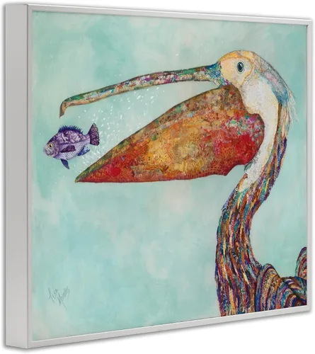 Vista 2 de Stupell Industries Pelican's Lost Supper Fish and Patterned Feathers, diseño de Lisa Morales, marco blanco, 11 x 14 pulgadas Blanco costero