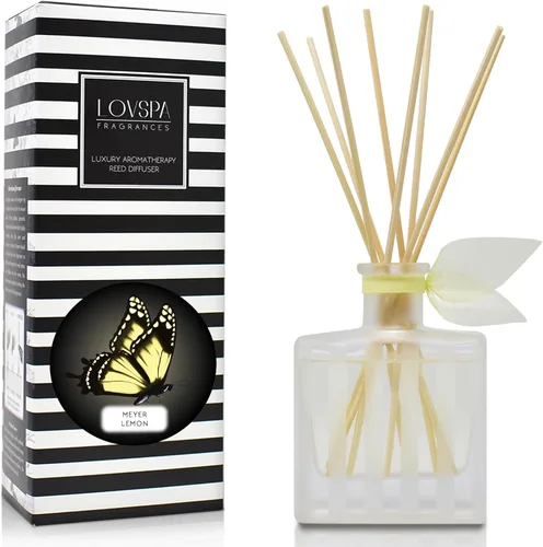 Vista 59 de LOVSPA - Set de difusor de junco, difusor de aceite con fragancia de grosella roja festiva y madera con varillas, accesorios de fragancia