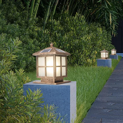 Vista 2 de E26 Luces solares para postes al aire libre IP65 Luz de pilar de vidrio impermeable Luz de columna LED cuadrada al aire libre Villa Patio Valla
