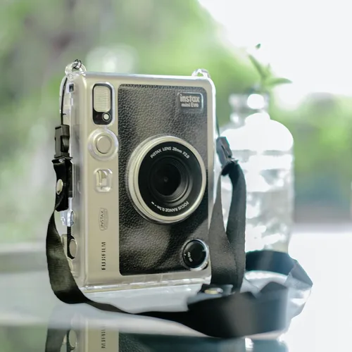 Vista 9 de Rieibi Funda protectora transparente para cámara instantánea Fujifilm Instax Mini Evo, funda rígida con correa para el hombro