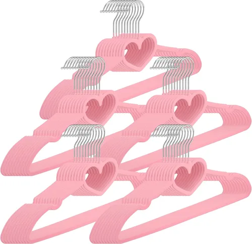 Vista 7 de Qunclay 50 piezas de perchas de terciopelo rosa brillante con forma de corazón, perchas antideslizantes de fieltro para ropa, percha de corazón