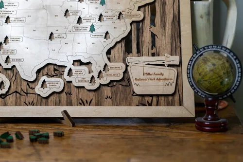 Vista 12 de Mapa Personalizado de Madera de Parques Nacionales con Chinchetas Rastreador de Viajes - Regalos de Mapa de Parques Nacionales Hechos en EE.UU.