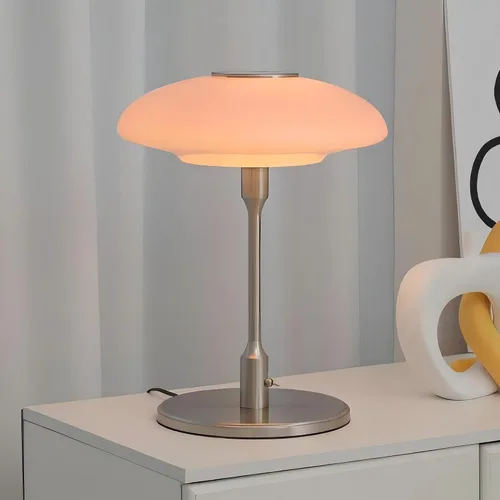 Vista 9 de Lámpara de mesa moderna de metal y vidrio, lámpara de mesa decorativa, lámpara de mesa para sala de estar, dormitorio, sala de estudio, 12.6 x 16.5
