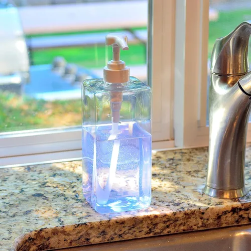 Vista 4 de Youngever Paquete de 3 botellas de bomba para champú de 32 onzas (1 litro), botellas cuadradas vacías de champú, cilindro de plástico con bombas