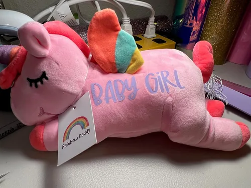 Vista 6 de Unicornio arcoíris de felpa rosa personalizado hecho a mano - Regalo personalizable