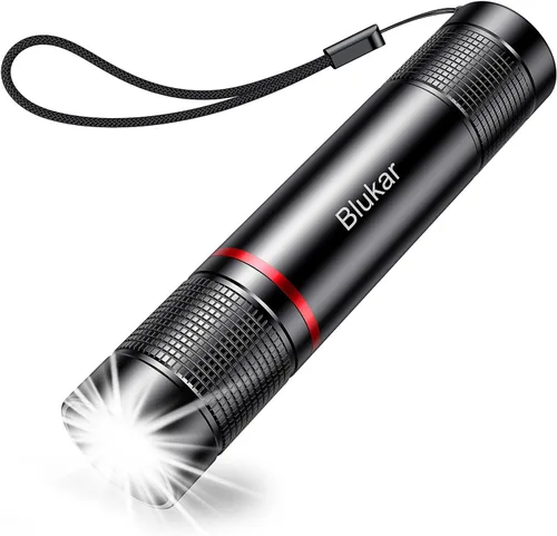 Blukar Linterna recargable, linterna de alto lúmenes, linterna LED pequeña súper brillante - Con zoom, brillo ajustable, de larga duración para