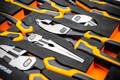 Vista 5 de GEARWRENCH Juego de 5 alicates PITBULL con agarre acolchado en bandeja de almacenamiento de espuma - GWMSPLR01