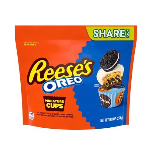 Vista 3 de REESE'S OREO Miniatures - Tazas de chocolate con leche y crema blanca de mantequilla de maní, paquete de caramelos compartidos, 9 onzas