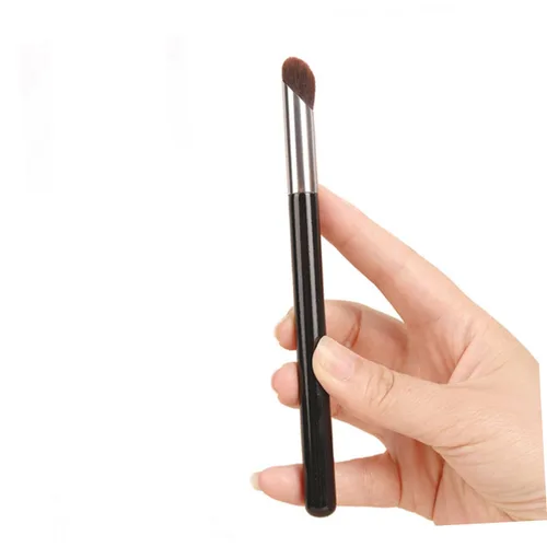Vista 5 de Beaupretty 3 brochas correctoras para debajo de los ojos, mini cepillo de nariz plano en ángulo para ocultar la mezcla y pulir