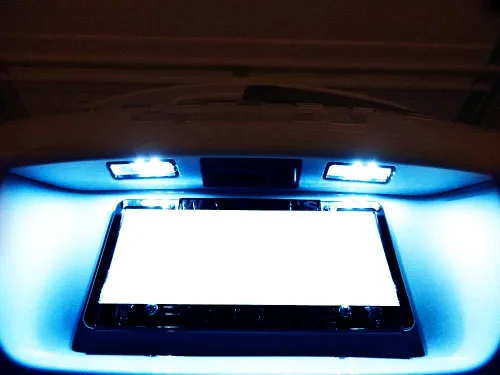 Vista 7 de iJDMTOY OEM-Fit Kit de luces LED completas para placa de matrícula en color azul hielo para Volkswagen Golf GTi, CC, Rabbit, Eos, Beetle; Compatible