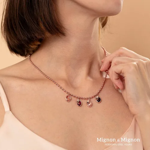 Vista 7 de MignonandMignon Collar con piedra natal para madre, con inicial, con múltiples piedras preciosas ovaladas para el mes del nacimiento, joyería