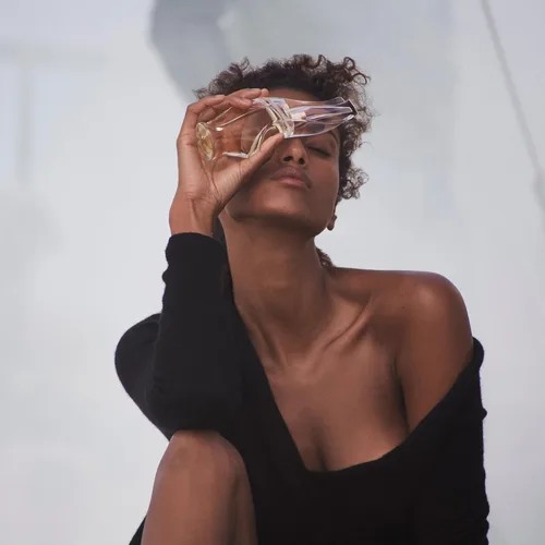 Vista 3 de Set de Eau de Toilette de Lujo Donna Karan Cashmere Mist para Mujeres - Mini Spray 0.5 Fl. Oz. y Spray para Bolso, Spray de Viaje 0.5 Fl. Oz.