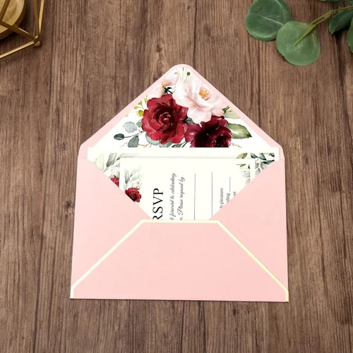 Vista 5 de DORIS HOME 25 invitaciones de boda rosadas con sobres y tarjetas RSVP con rosa burdeos y sobre con borde dorado para compromiso, quinceañera