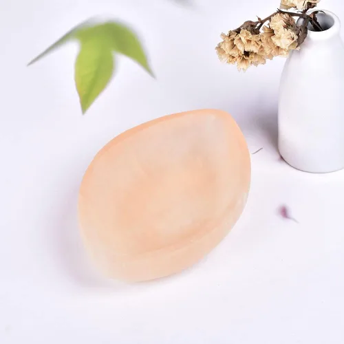 Vista 4 de JIC Gem Cuenco de cristal de selenita naranja de 4 pulgadas con forma de hoja tallada a mano con cristales curativos marroquíes