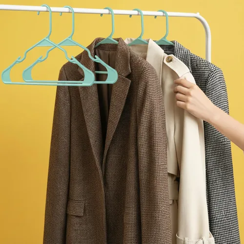 Vista 9 de Utopia Home Perchas de Plástico Paquete de 50 – Percha Perfecta para Ahorrar Espacio para Ropa – Duraderas y Fuertes – Organizadores de Armario Aqua