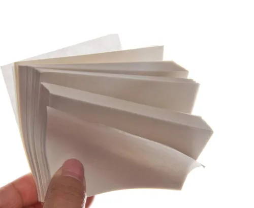 Vista 2 de Papel de pesaje de 500 piezas, 3.5 x 3.5 pulgadas, papel de pesaje de muestras de laboratorio, antiadherente, no absorbente, alto brillo