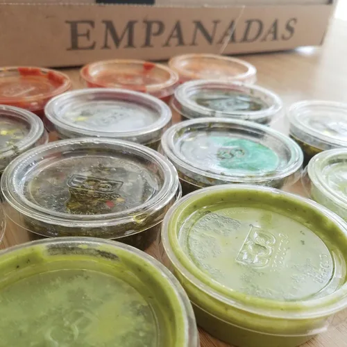 Vista 2 de ECO PRODUCTS Vasos para porciones de plástico PLA transparente compostable de 2 onzas, caja de 2000, recipientes redondos para alimentos fríos