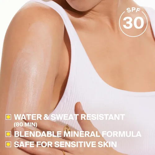 Vista 3 de Supergoop! PLAY Loción 100% mineral – 1 onza – Protector solar SPF 30 de amplio espectro para rostro y cuerpo – Ligero, de rápida absorción +