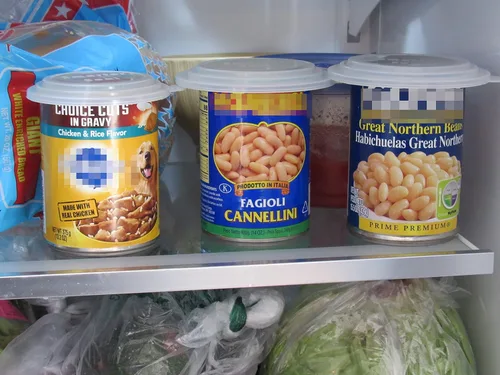 Vista 5 de Smarter-Seal, Cubiertas para latas de comida para mascotas, tapas universales para latas, paquete de 4, color transparente, para comida de perros