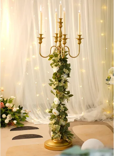 Vista 2 de Candelabro dorado para decoración de eventos de boda, portavelas de piso de 50 pulgadas de alto, 1 pieza central de metal con 5 brazos para 5