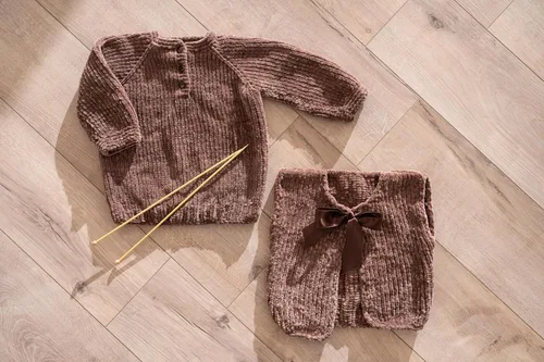 Vista 8 de Hilo de terciopelo Keche para crochet, suave chenilla voluminosa para bebé, manta Amigurumi, 100 gr (121 m) - Blanco