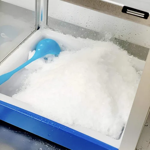 Vista 7 de Paragon Simply-A-Blas máquina para fabricar helados de agua, 1/3 caballos de fuerza, 792 vatios.