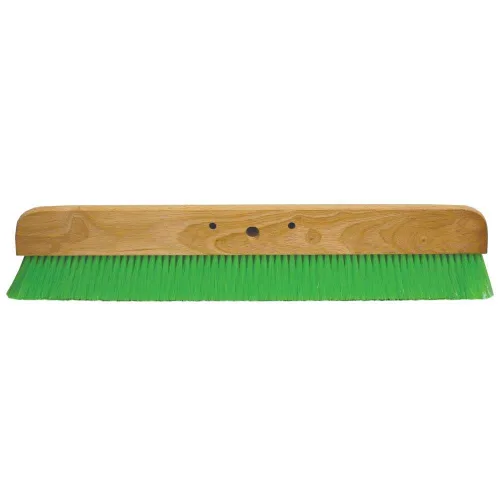 Vista 2 de Kraft Tool CC456-01 Escoba suave Nylex verde de 36 pulgadas sin mango