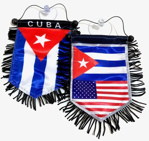 Vista 4 de Banderas cubanas para accesorios de coches Cuba pegatinas mini banners pequeña ventana retrovisor espejo colgante Se pega al vidrio Rápido Fácil